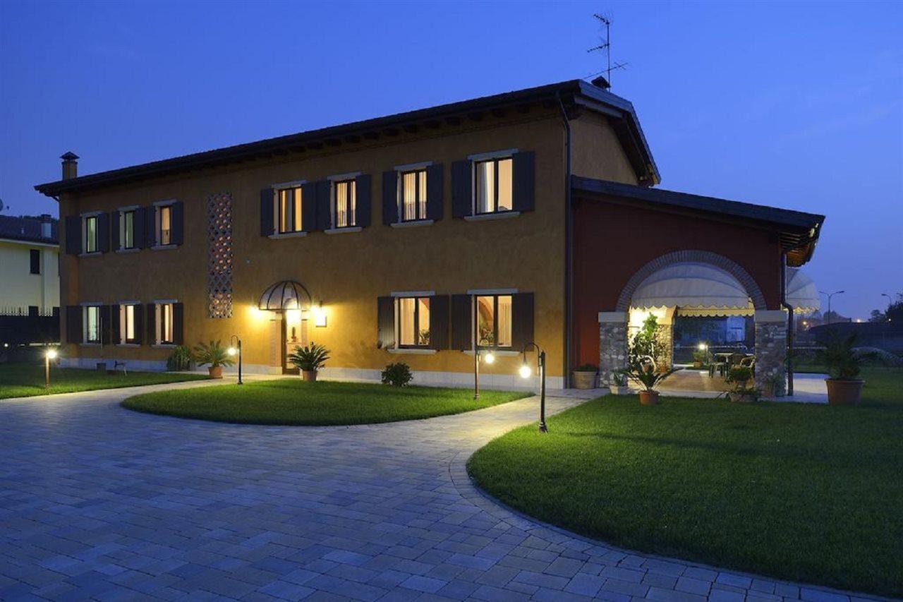Agriturismo Bacche Di Bosco Verona Eksteriør billede